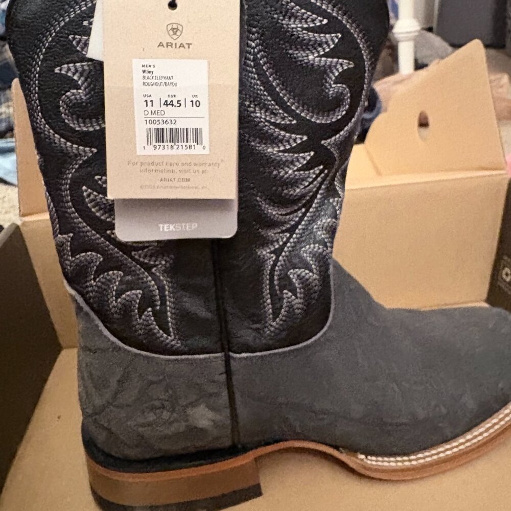 Mens ARIAT boots - Picture 5 of 8